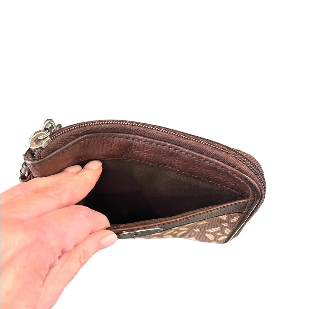 Fossil Wristlet Brown Maddox Leather Tapestry